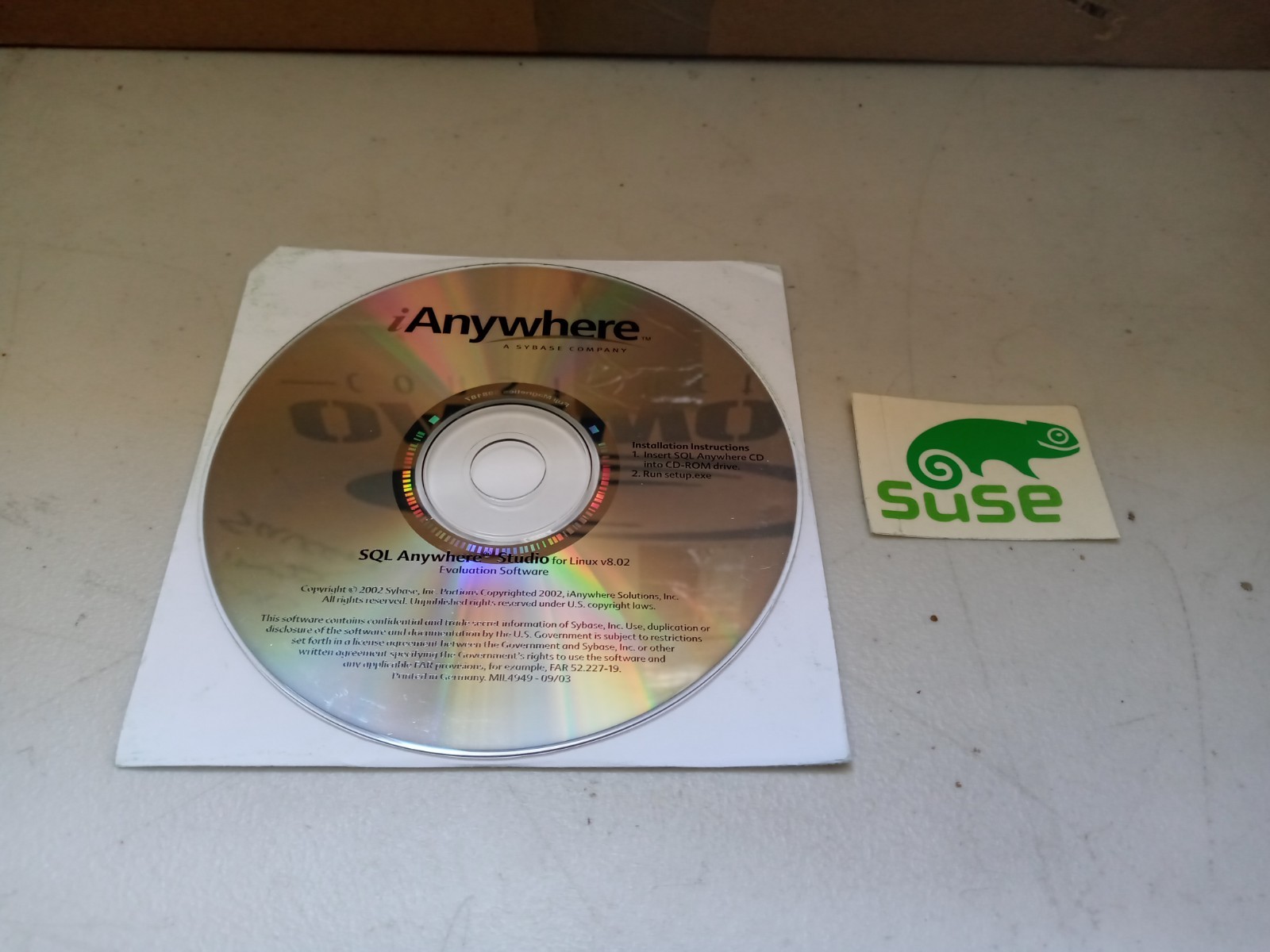SUSE LINUX Professional 9.0 Includes 7 CD's, Guide Etc. Big Box