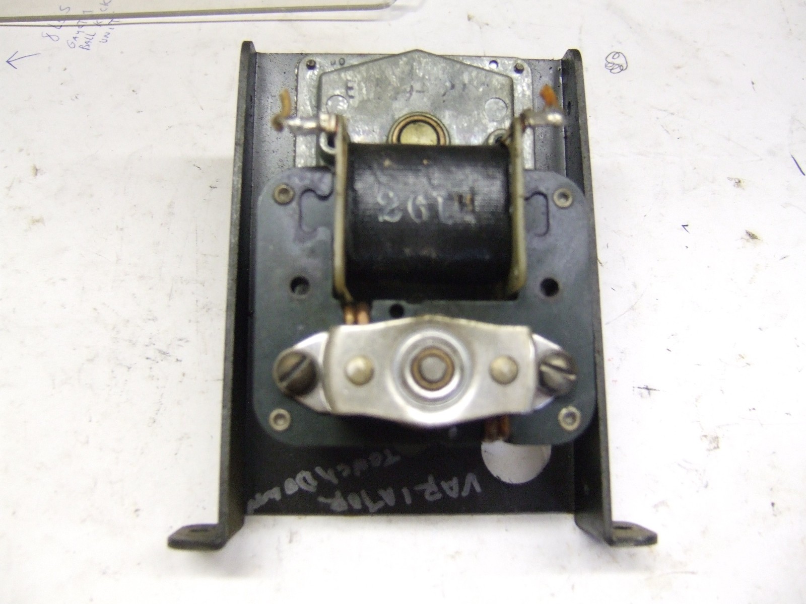 BALLY TOUCHDOWN VARIATOR MOTOR E-119-247 OUTPUT SHAFT 3/8'', 50VOLTS
