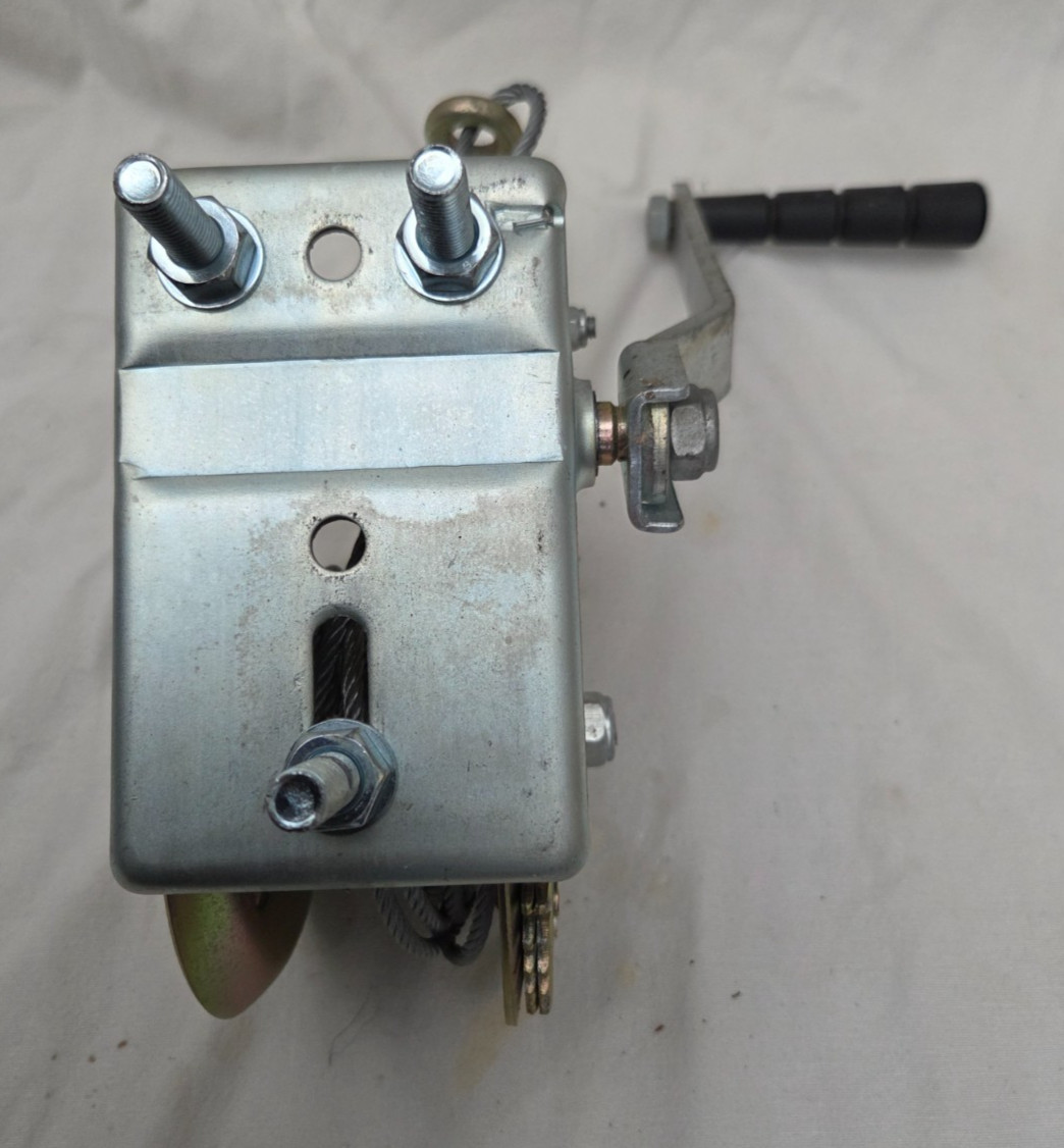Metal Hand Winch 1200 lbs Capacity