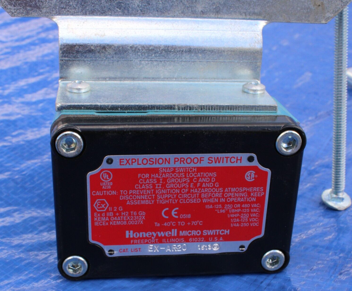System Sensor OSYEXP Supervisory Explosion Proof Tamper Switch Gate Valve