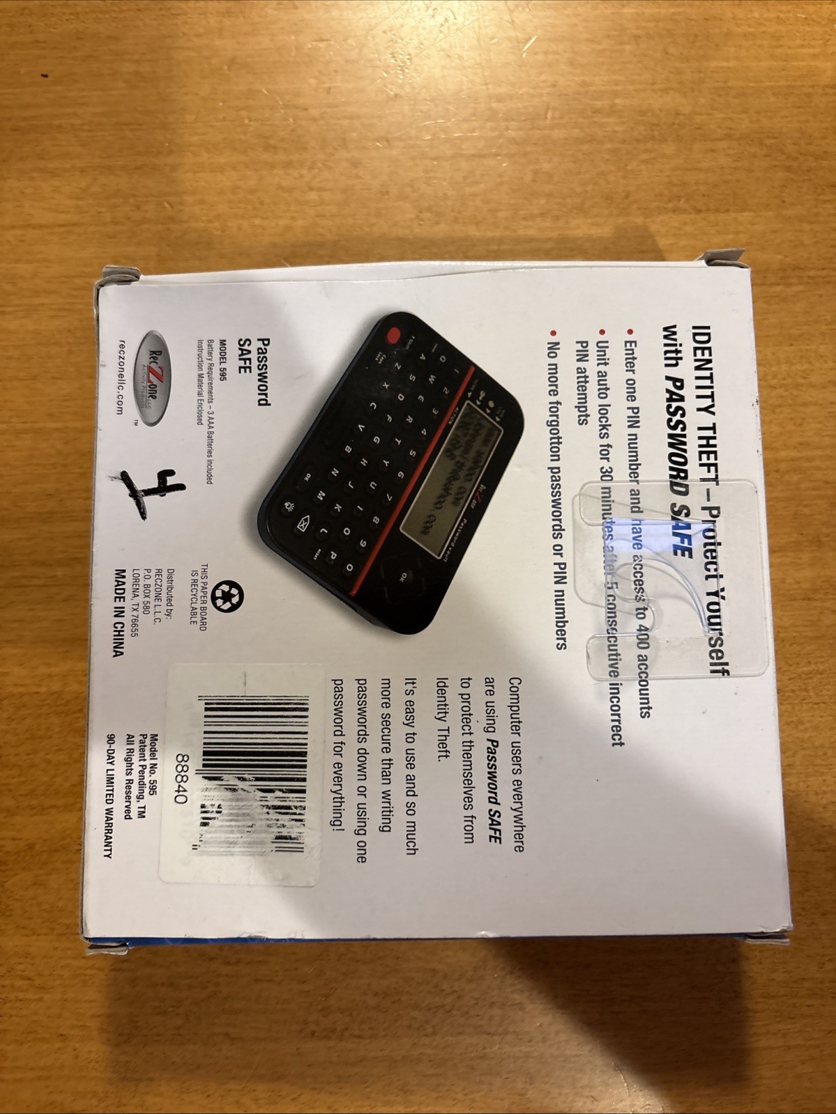 RecZone Password Safe Model 595 LCD Digital Password Organizer QWERTY Open Box