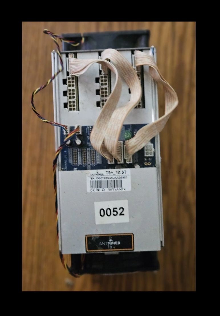 Bitmain Antminer T9+ 10.5 TH/s Bitcoin Miner