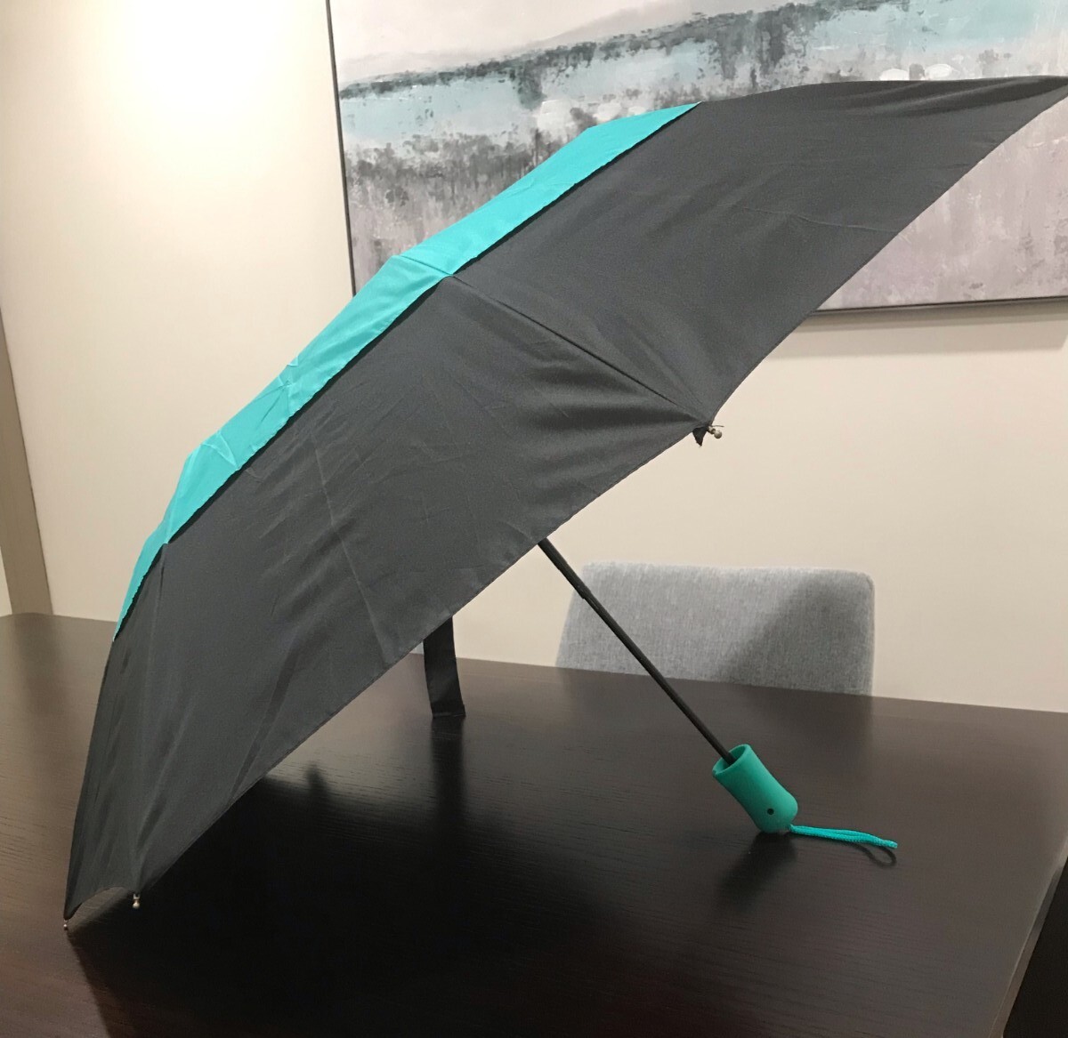SB-1410 42" Vented Color Crown Folding Umbrella (Loc 8)