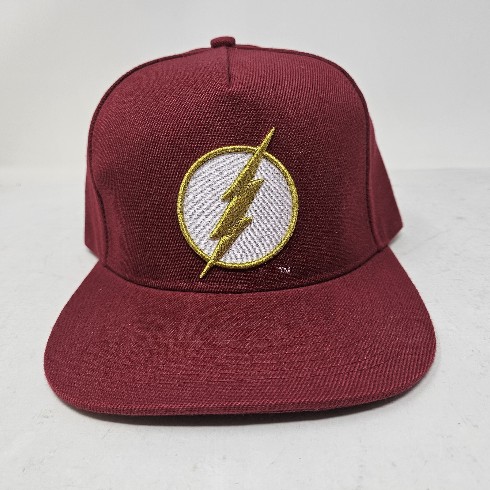 DC Comics The Flash Logo Burgundy Snapback - OSFM - BRAND NEW