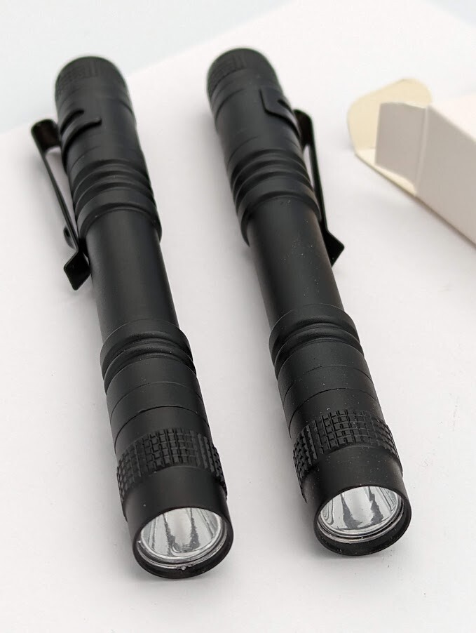 2 Pack Tactical Red LED Flashlight Red Torch Best Mini Red Clip Handheld Light
