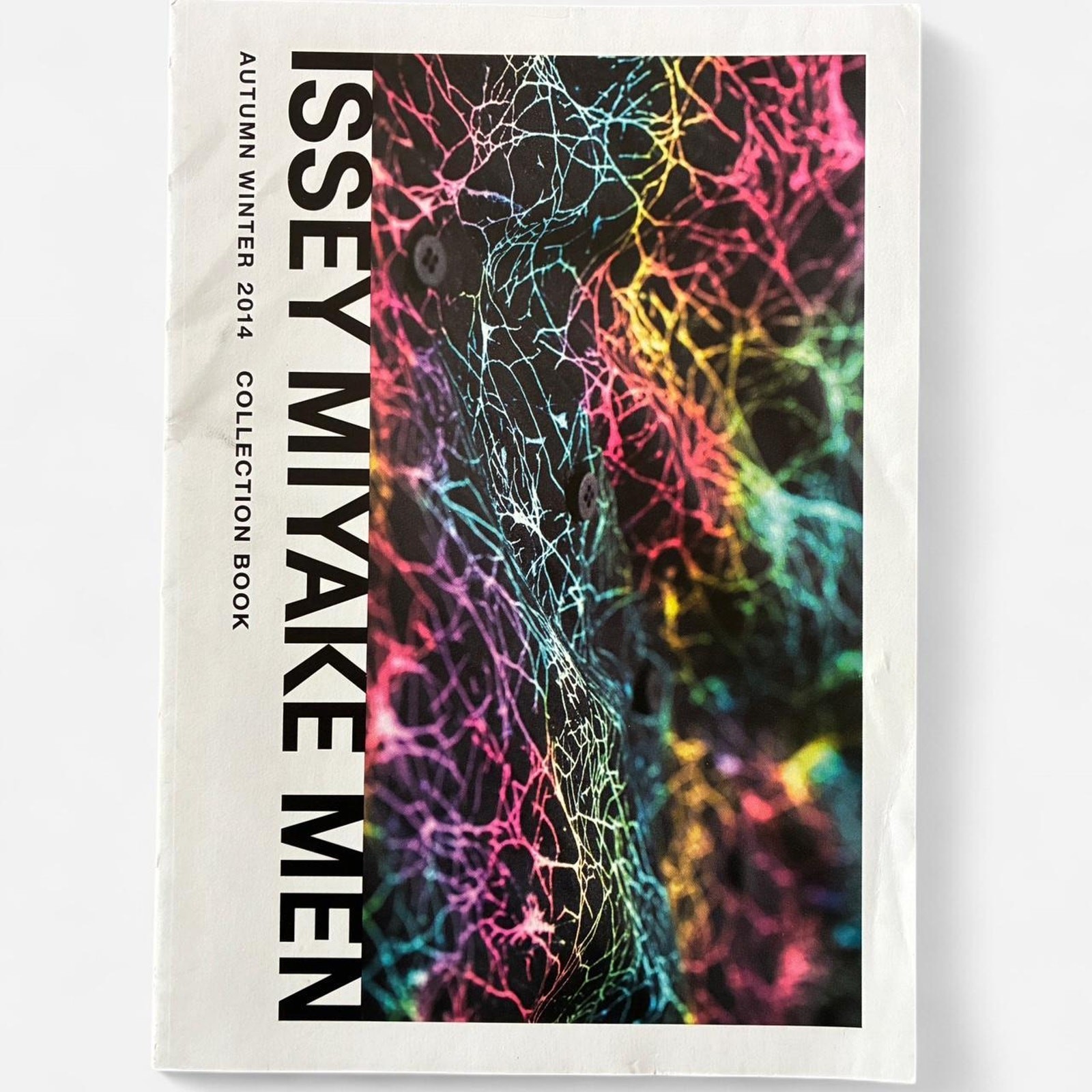 Issey Miyake Men autumn/winter 2014 catalog lookbook