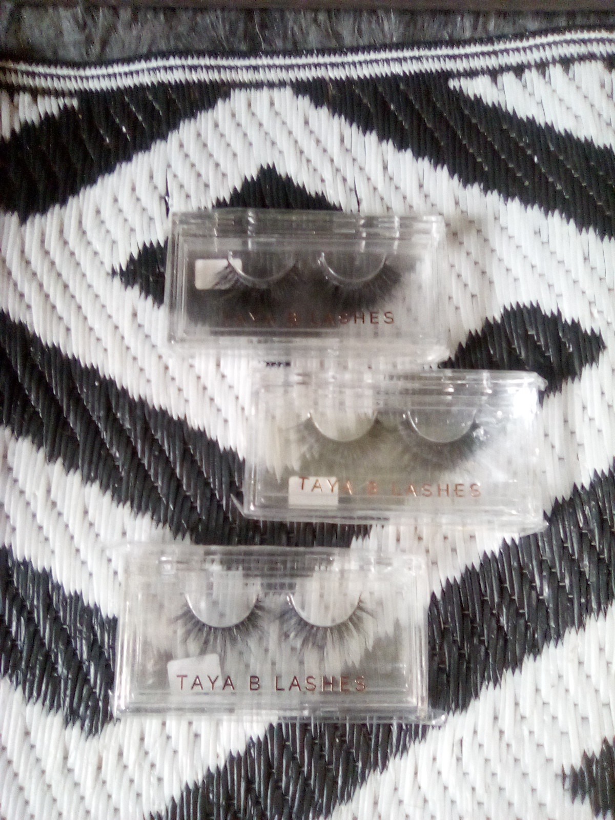 New MSRP $51 Taya B Lashes 3 Pair Faux Eyelashes Full Long Reusable Mink Lashes
