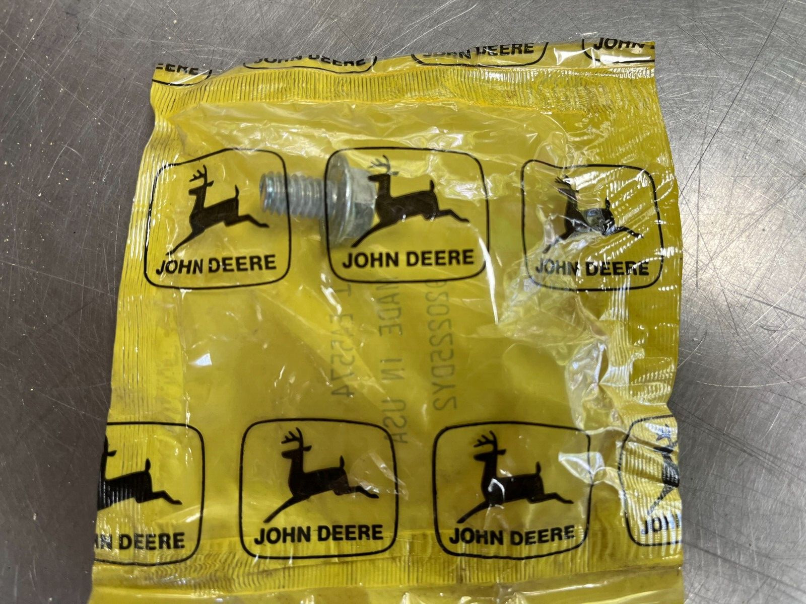 E45574 OEM John Deere Bolt