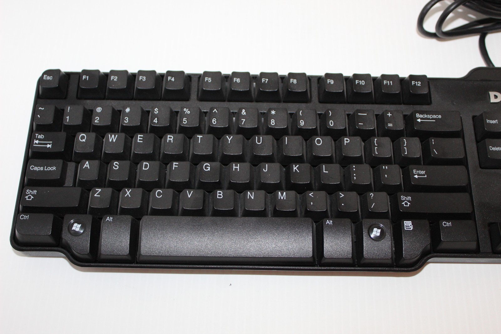 Dell KB113B Wired USB Keyboard Black Full-Size QWERTY with Numeric Keypad