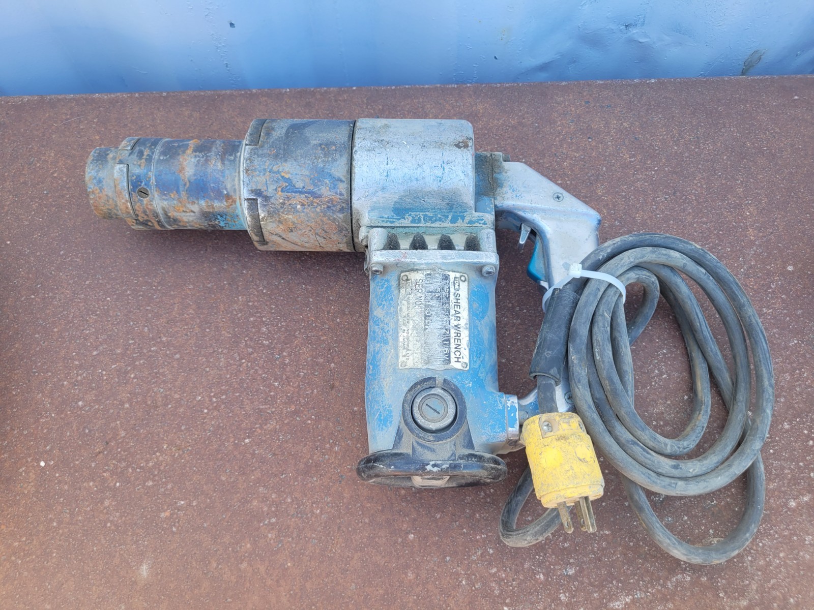Tone Electric Shear Wrench S-110EZ 7/8” Socket