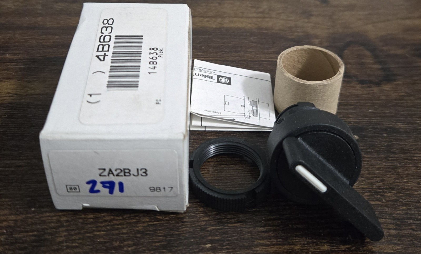 NEW TELEMECANIQUE ZA2BJ3 SELECTOR SWITCH 3 POS SELECT