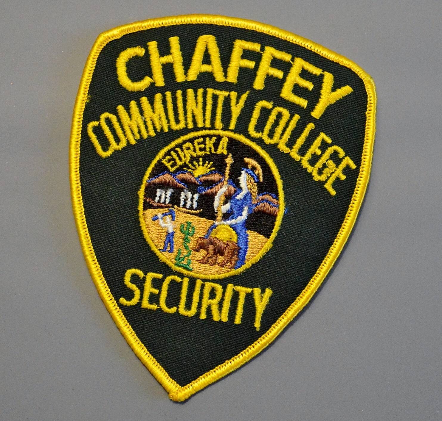 Chaffey Community College California Security o/s Patch ++ Mint CA