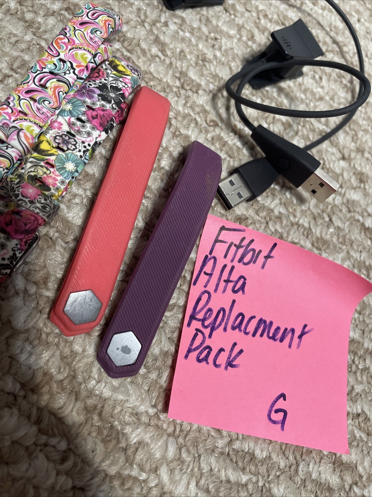 Fitbit ALTA Replacement Parts Pack! X2 Chargers X4 Bands!