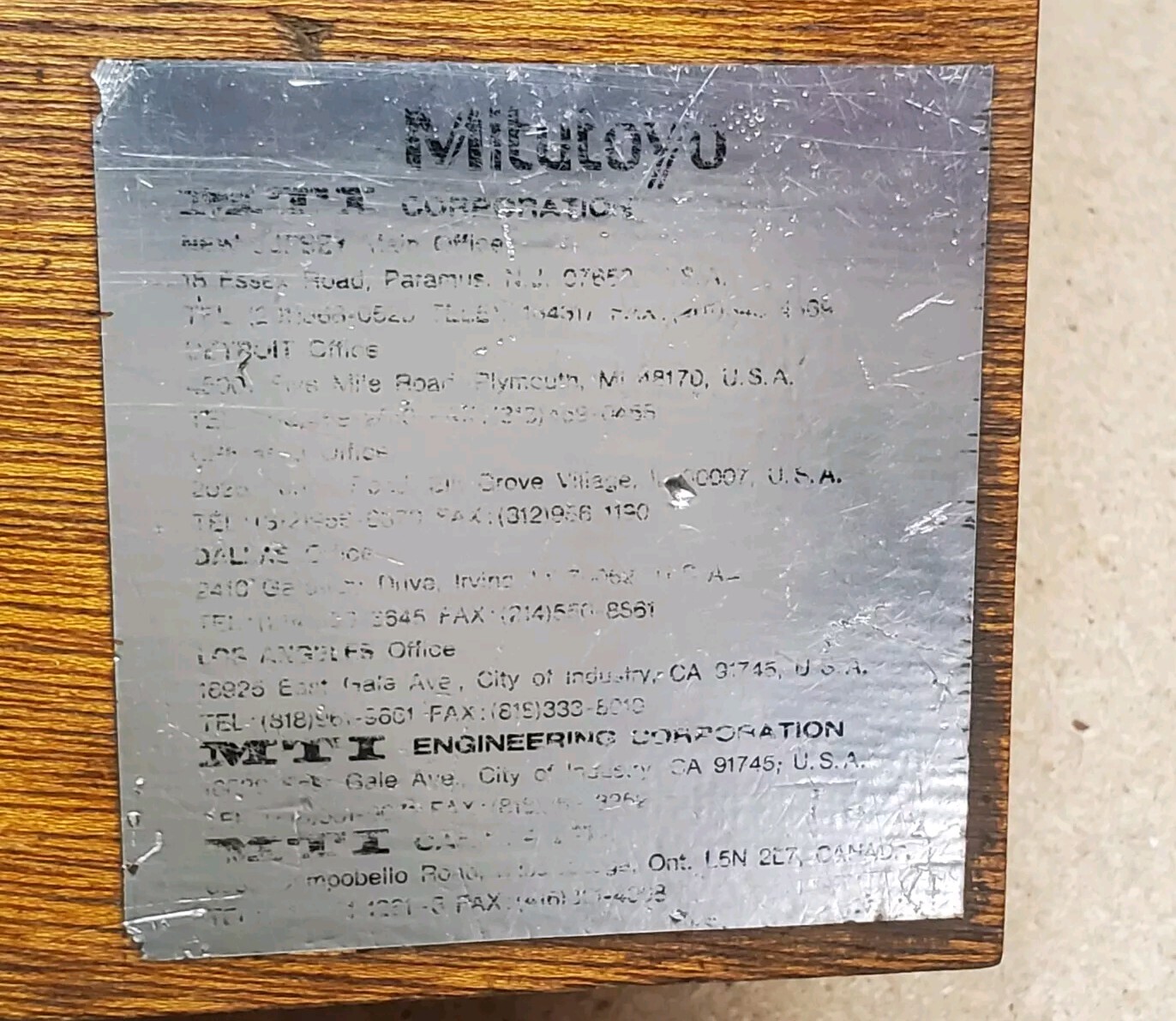 Mitutoyo No. 986-111 percision toolmakers vise