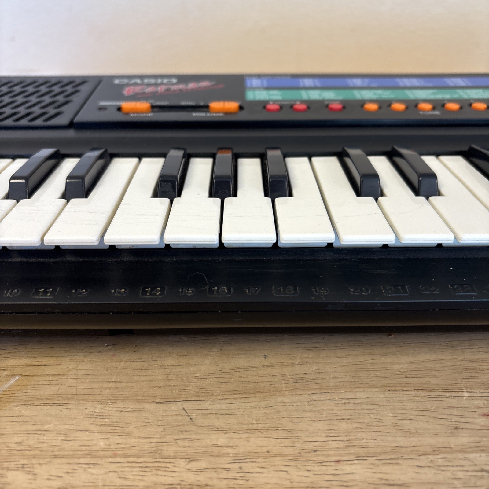 Vintage 1991 Casio Rapman Rap-1 Electronic Keyboard Voice Effector Working READ