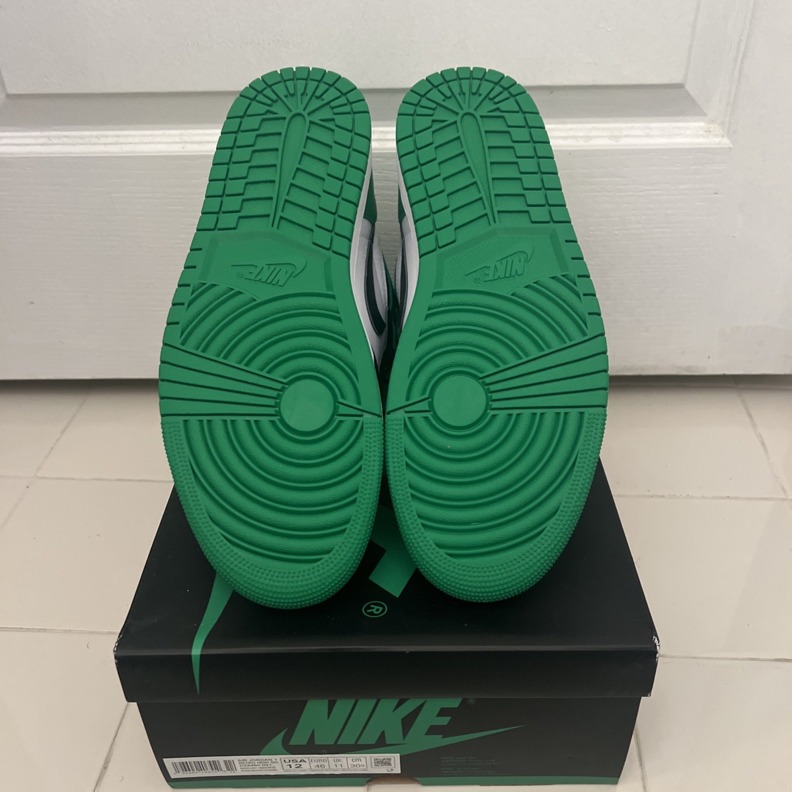Jordan 1 High OG "Lucky Green"