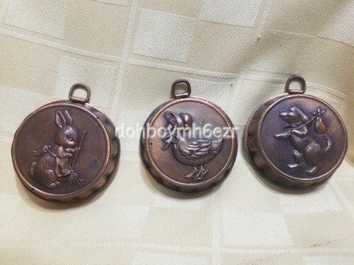 Hallmark Refrigerator Magnet LOT Kitchen Mold Bundt Pan Goose Rabbit Dog