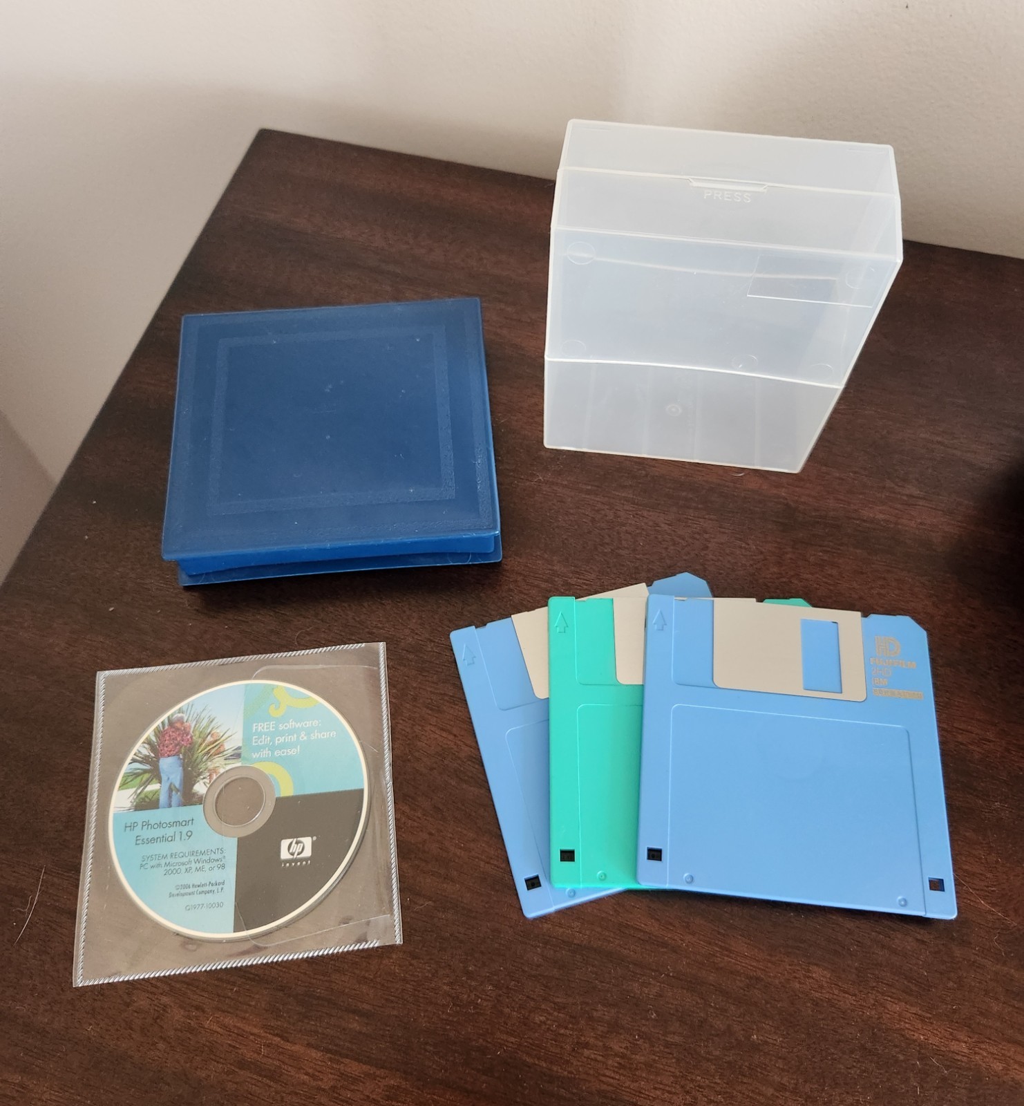Vintage 3.5 blank floppy disks, software CD and floppy disk storage cases