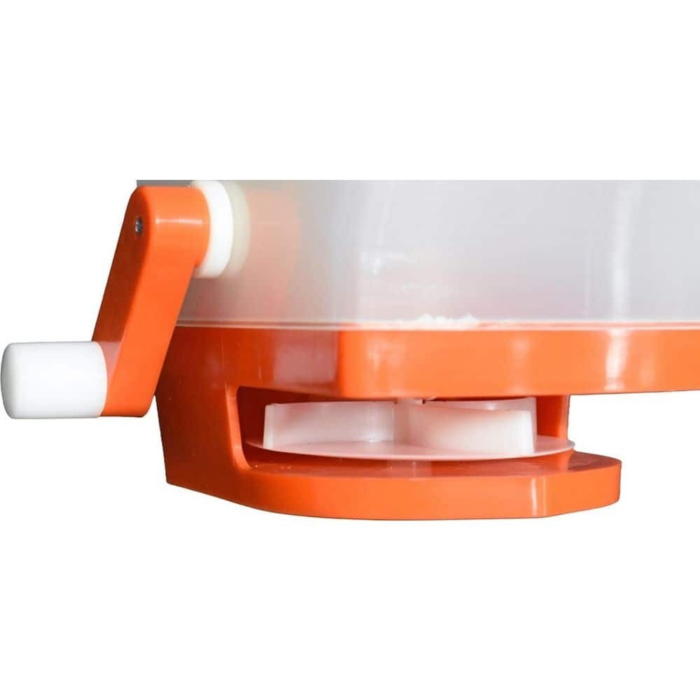 1 Gal. Hand Held Broadcast Spreader