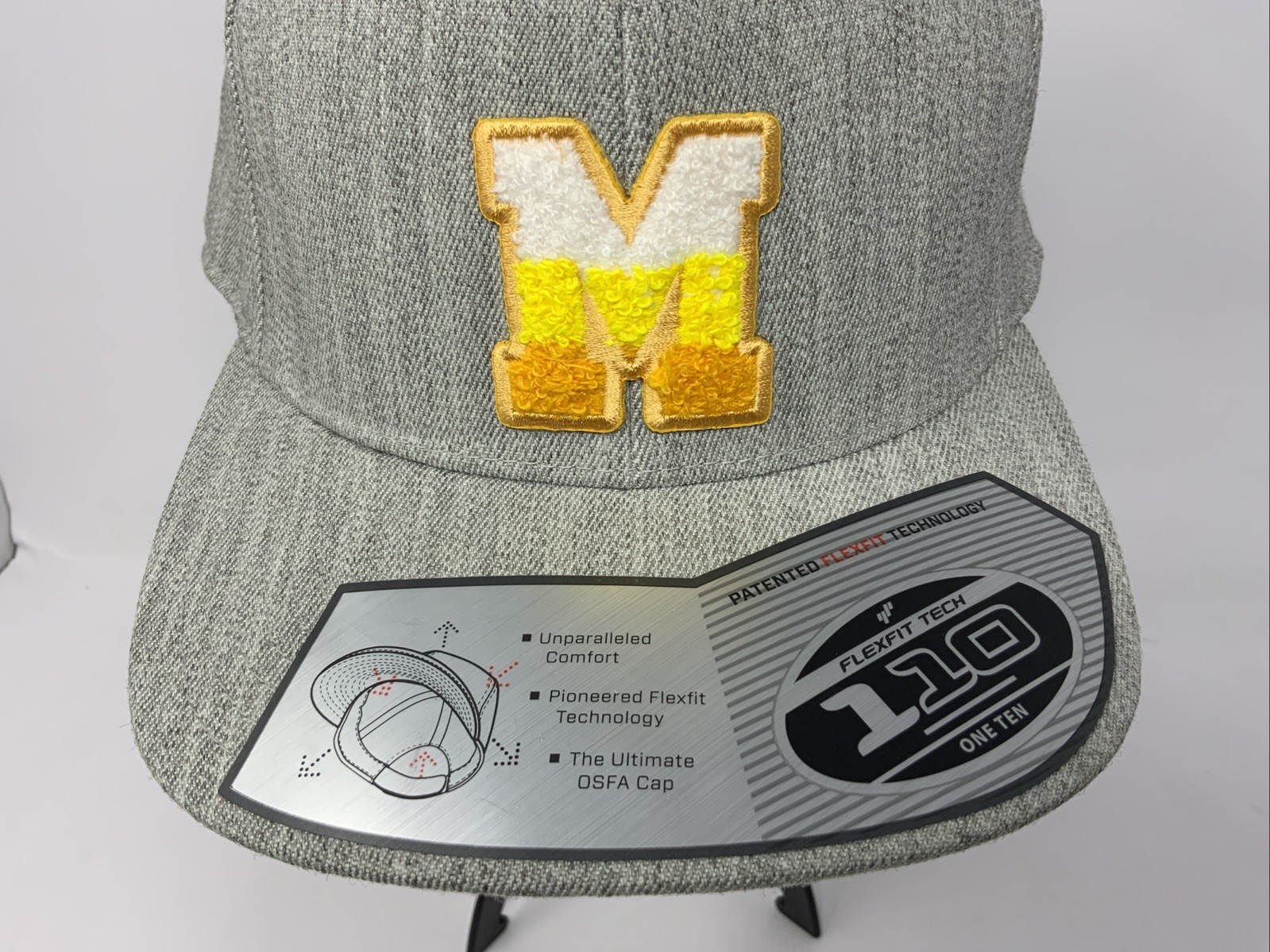 One Ten 110 Flexfit Tech Adjustable Golf Baseball Cap Hat Grey M Michigan