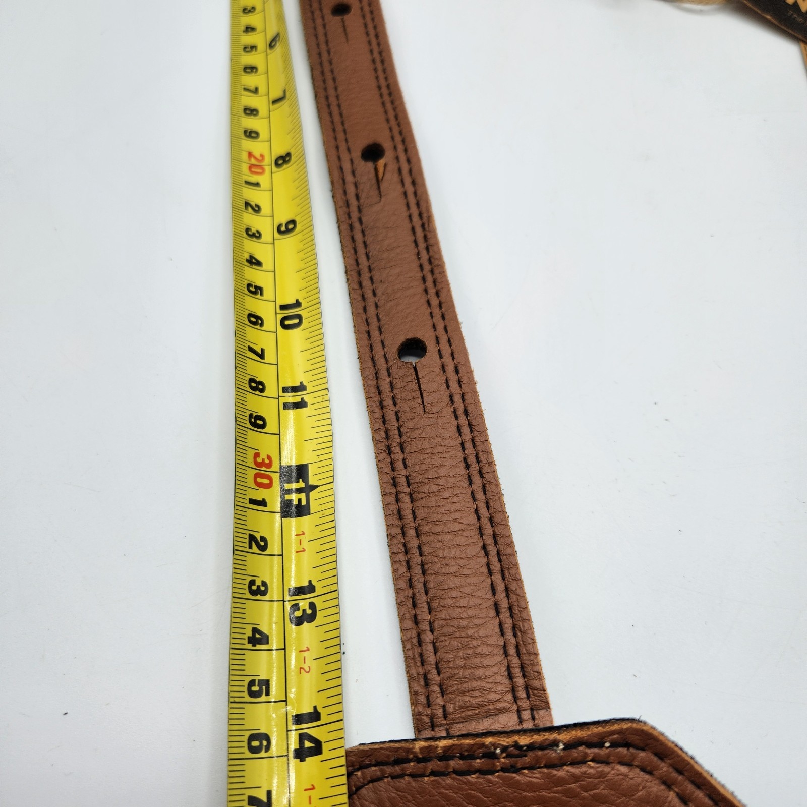 Nefelibata Guitar Strap, 3.75" Wide Black NIB