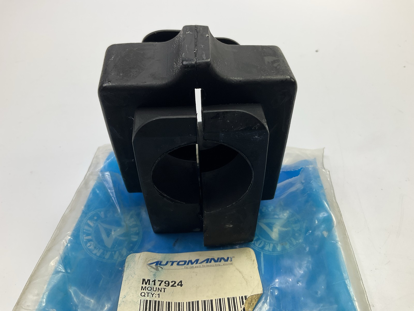 Automann M17924 Cab Sway Bar Mount Bushing Replaces 1837924000