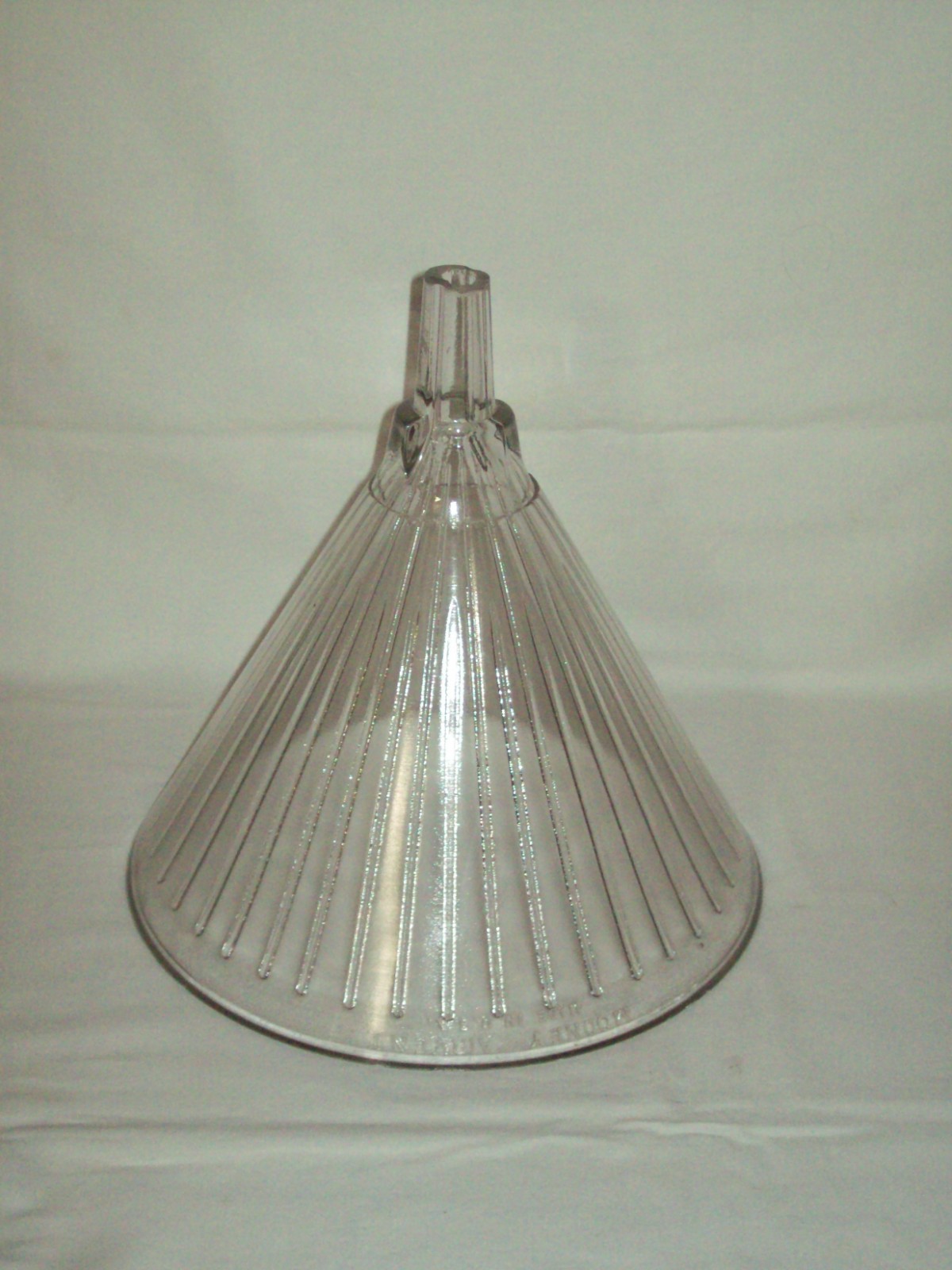 Vintage Mooney Airvent 1-Gal Fluted Glass Medical Funnel ~ Displays well !