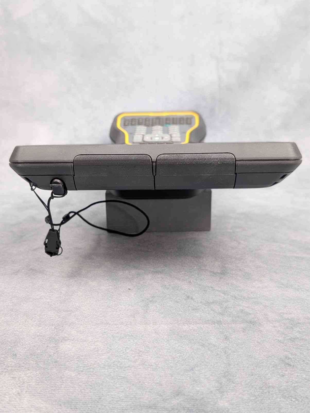 Trimble TSC7 Survey Controller | Access 2025.11 | General Survey + Roads Charger