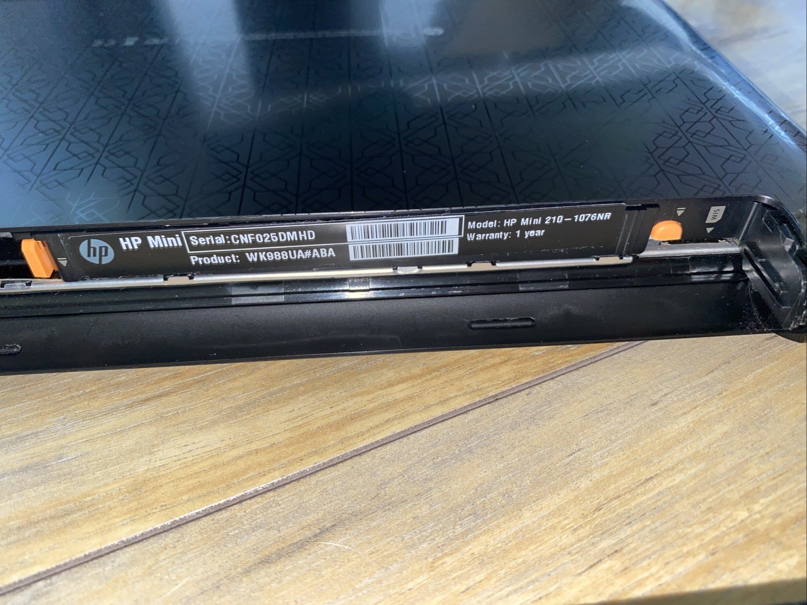 HP Mini 210 / 210-1076NR - Atom N450 - Tested & Working Reset Completely