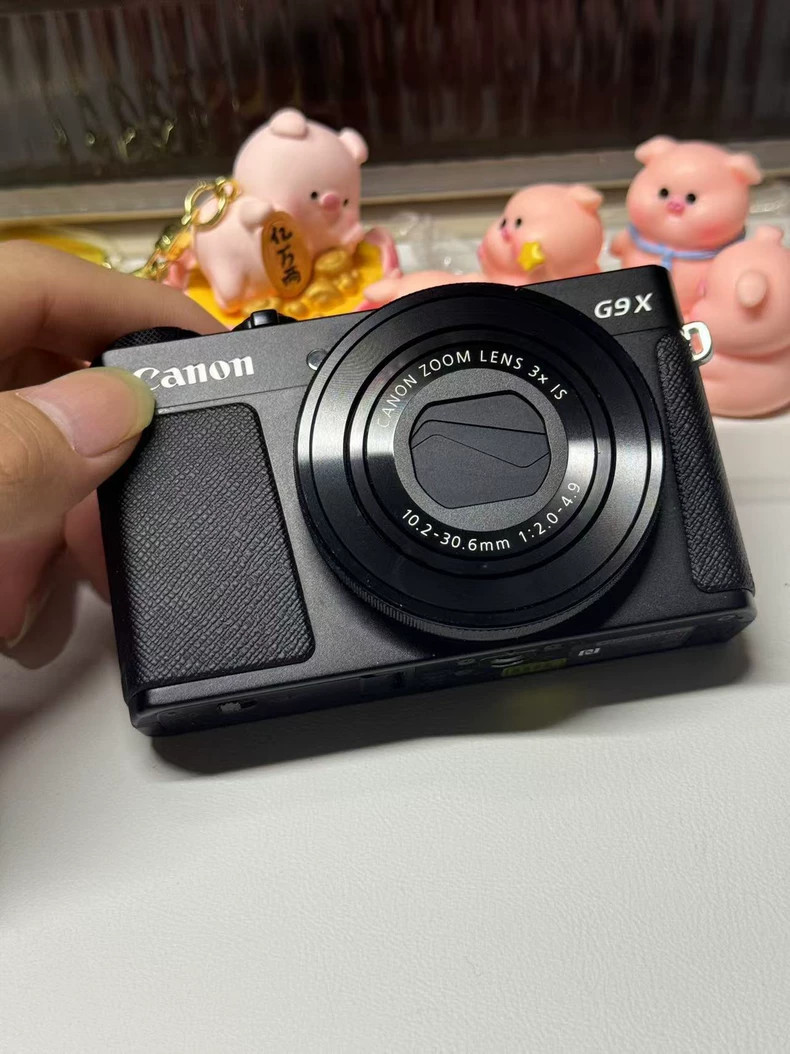 Canon PowerShot G9 X Digital Camera 20.1 MP with 3X Optical Zoom English