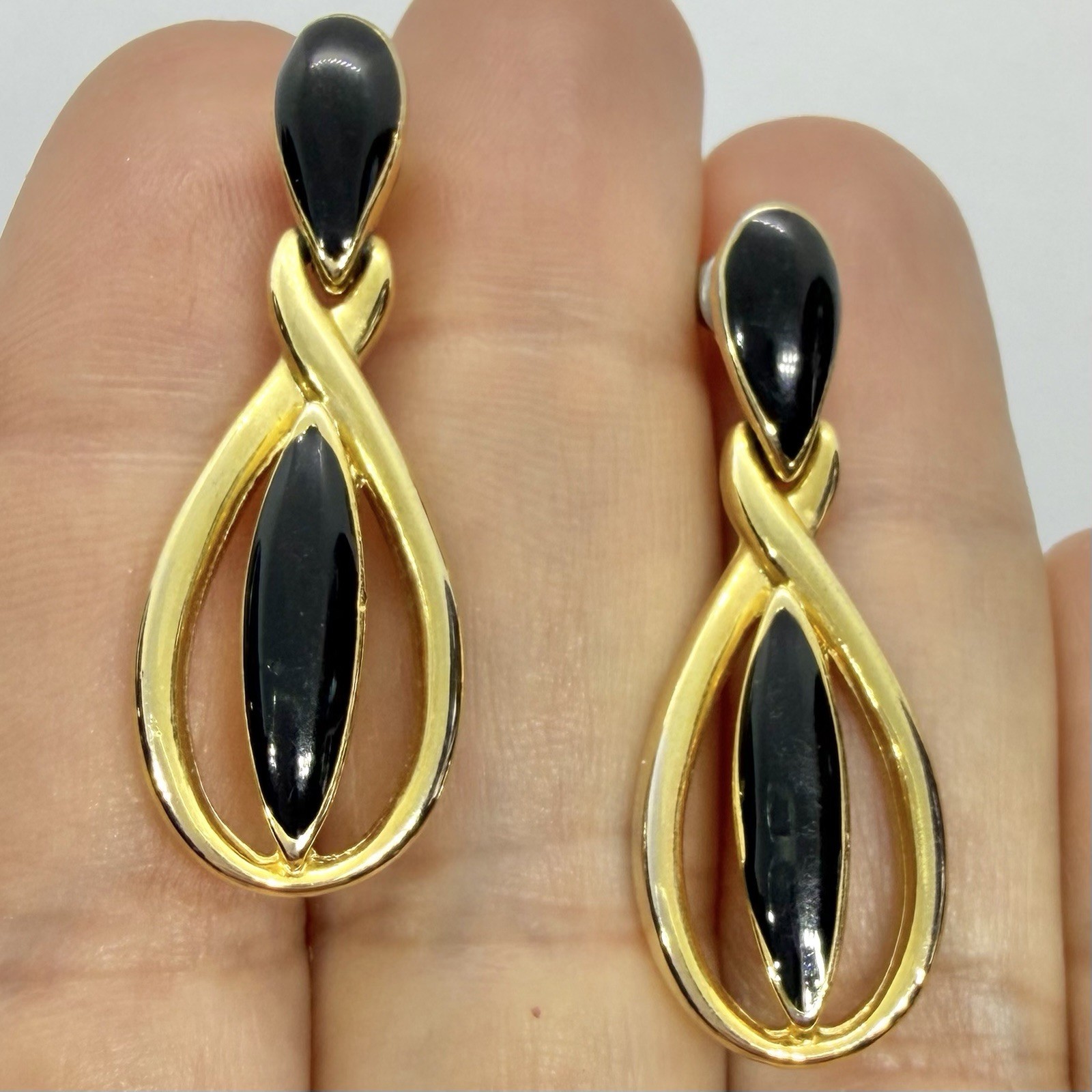 Vtg Goldtone Teardrop Twist Hoop Drop Black Enamel Door Knocker Earrings Post