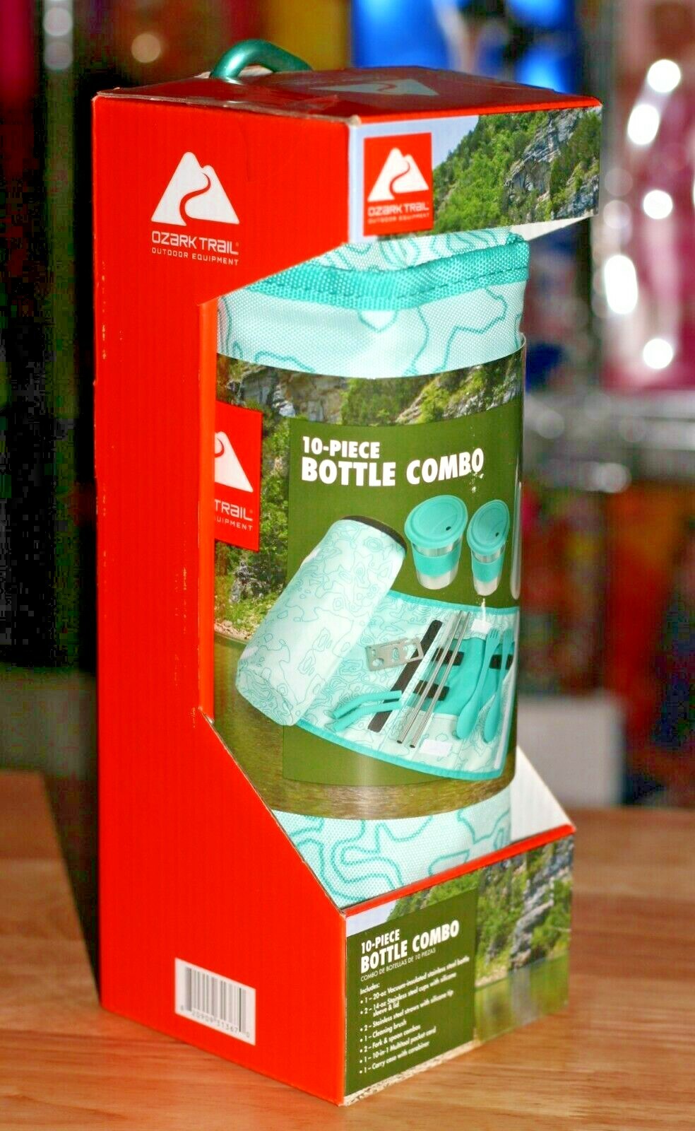 OZARK TRAIL OUTDOOR 10 PIECE SET BOTTLE COMBO BLUE GREEN COLOR TABLE WEAR NEW!