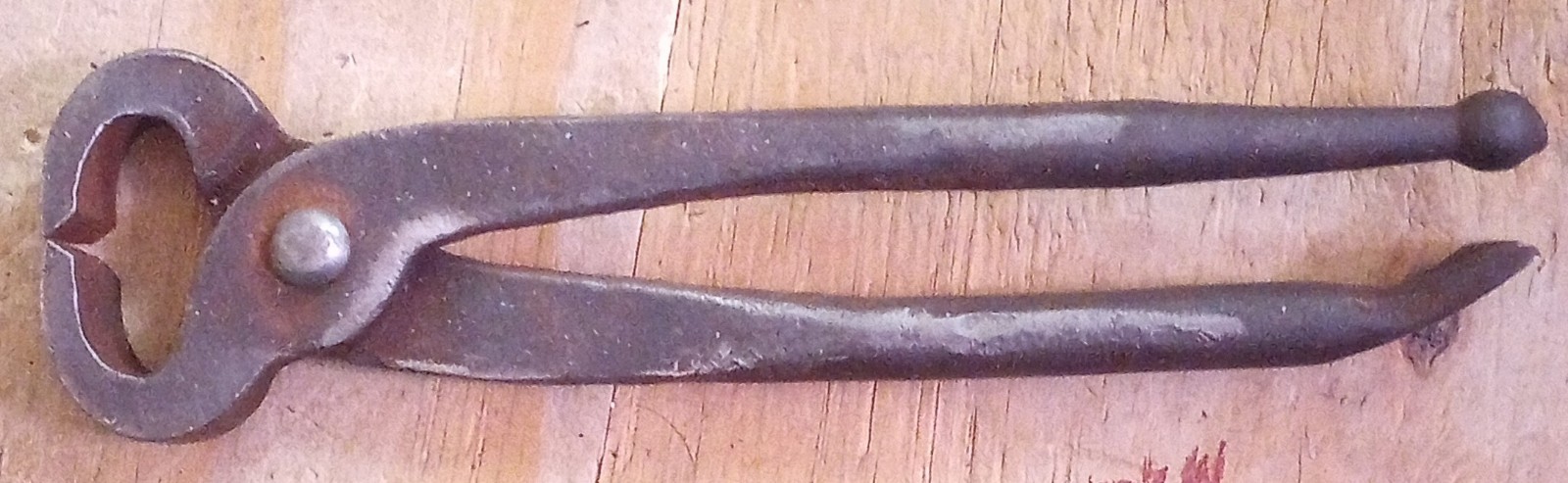 Vintage Pair Of Nail Nippers Pliers Unmarked