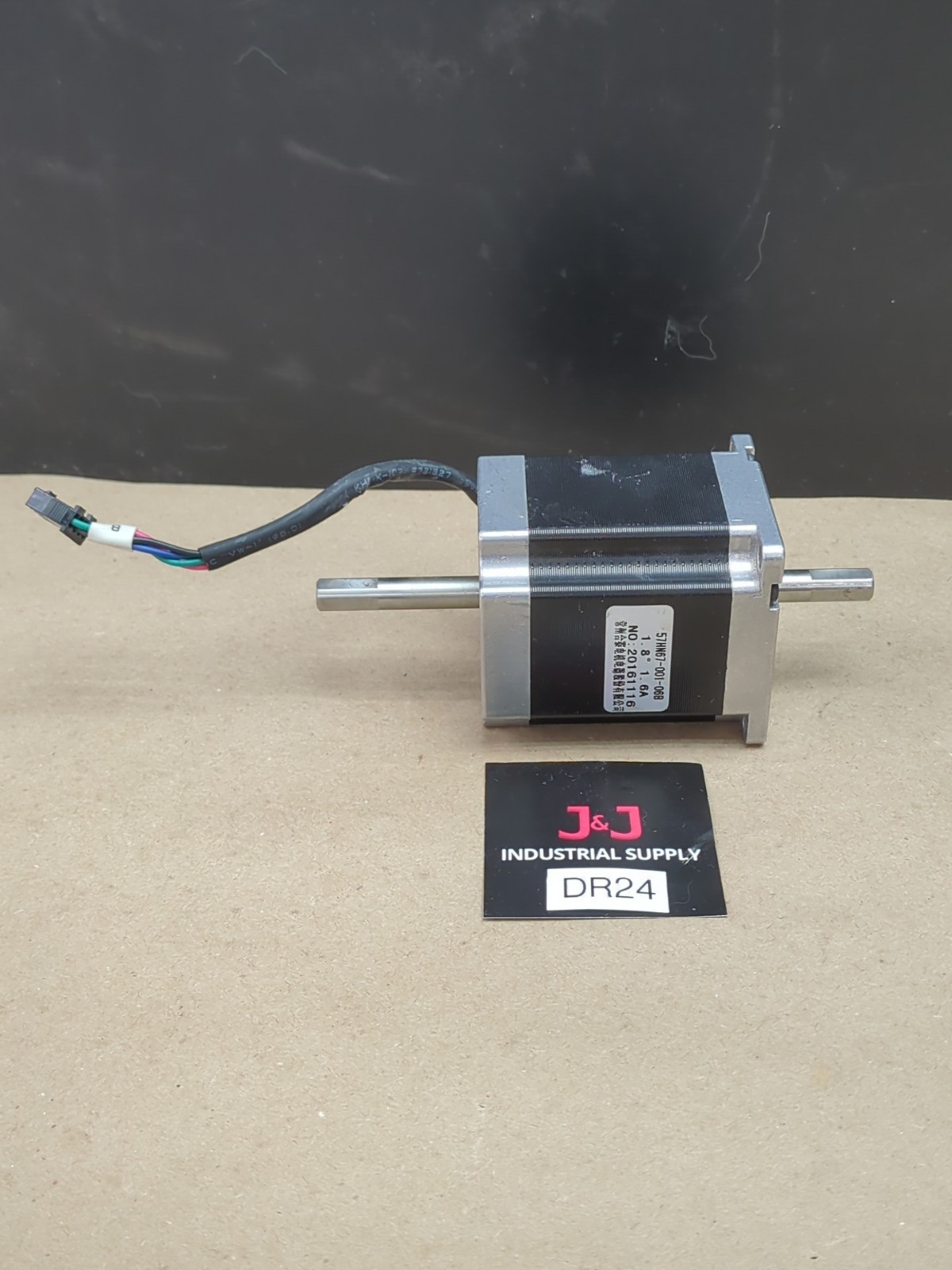 Used Hetai 57HN67-001-06B Hybrid Stepper Motor 1.8° 1.6A 8mm Shaft Fast Shipping