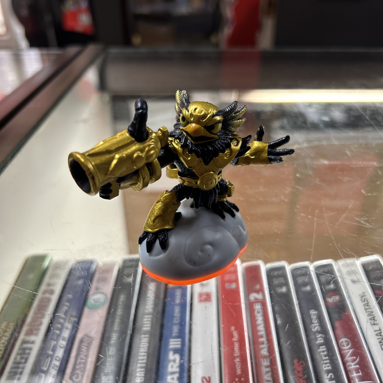 Activision Skylanders Game Figure Giants Jet Vac Gold & Black 85001888