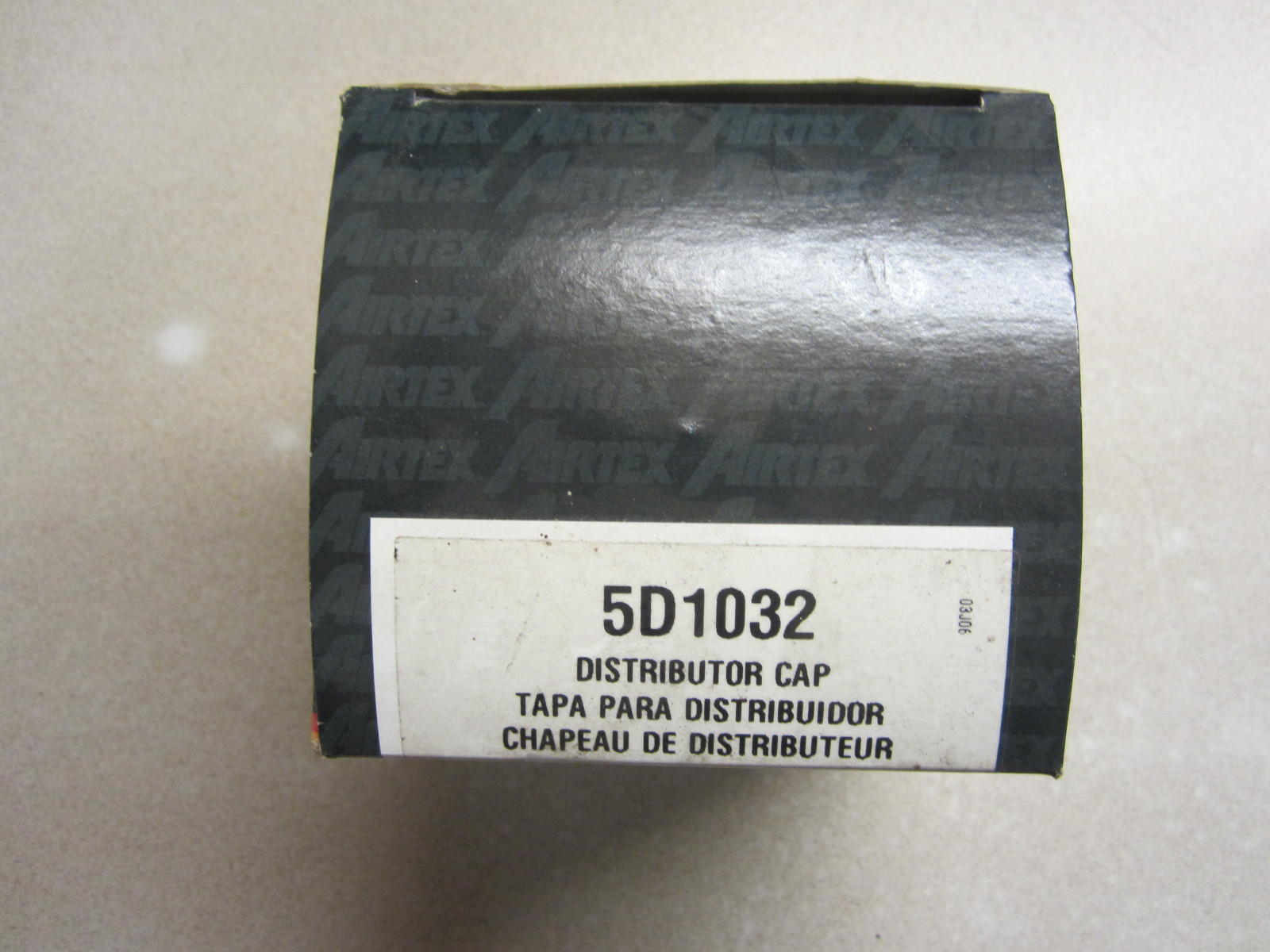Airtex 5D1032 Distributor Cap 1746934 8104571530 8104962780 DR950 10467543