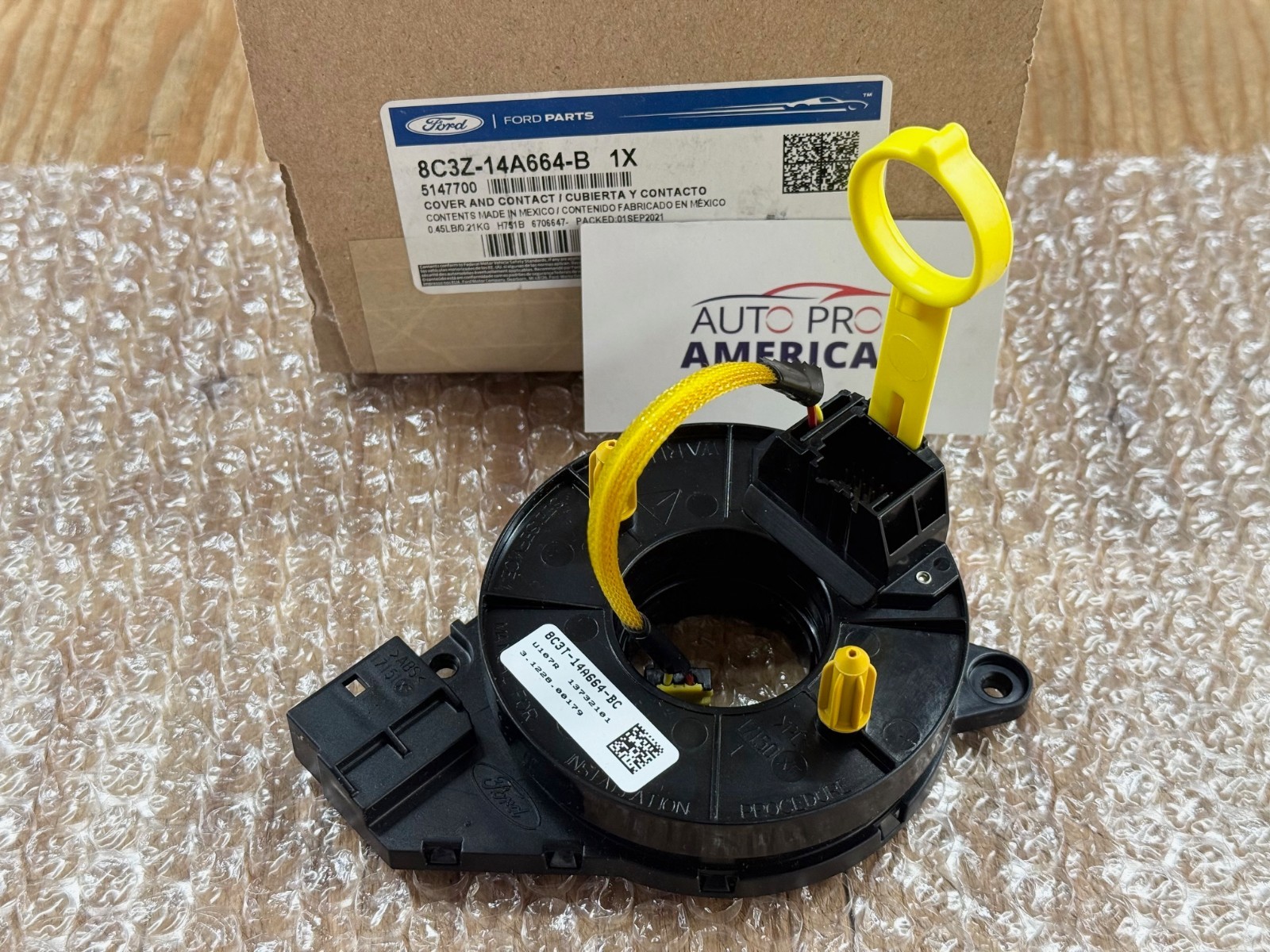 Clockspring Contact for 2008-2010 FORD F250 F350 F450 Super Duty 8C3Z14A664B OEM