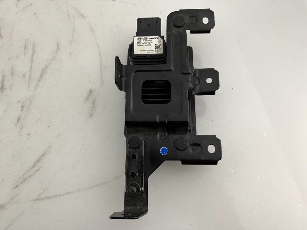 OEM | 2014 - 2016 Kia Cadenza Adaptive Cruise Control Distance Radar Sensor