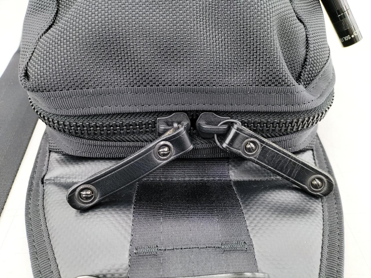 Porter Blk One Shoulder