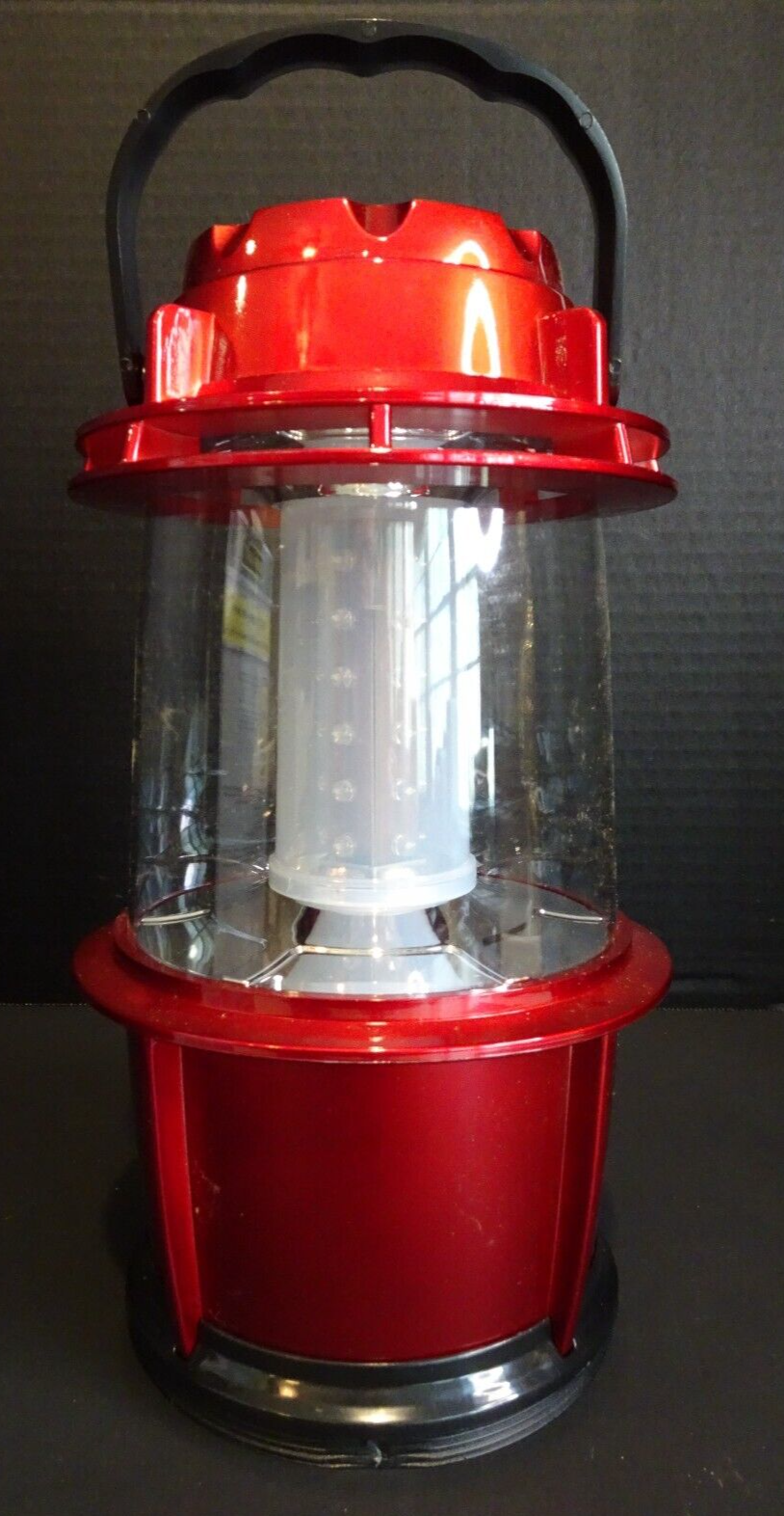 Defiant 30 LED Lantern With Dimmer and Box