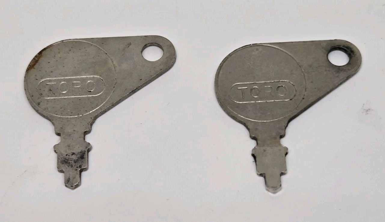 2 VINTAGE GENUINE OEM TORO KEYS