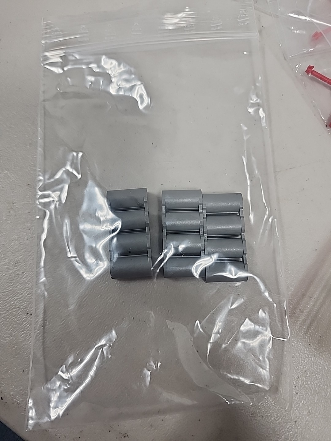 Eppendorf Pipette Locking Clip for 8 Channel Research and Xplorer