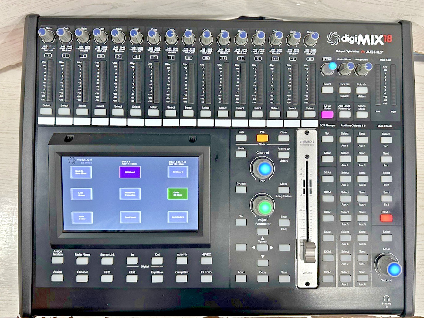 Ashly digiMIX 18 18-Channel Digital Mixer