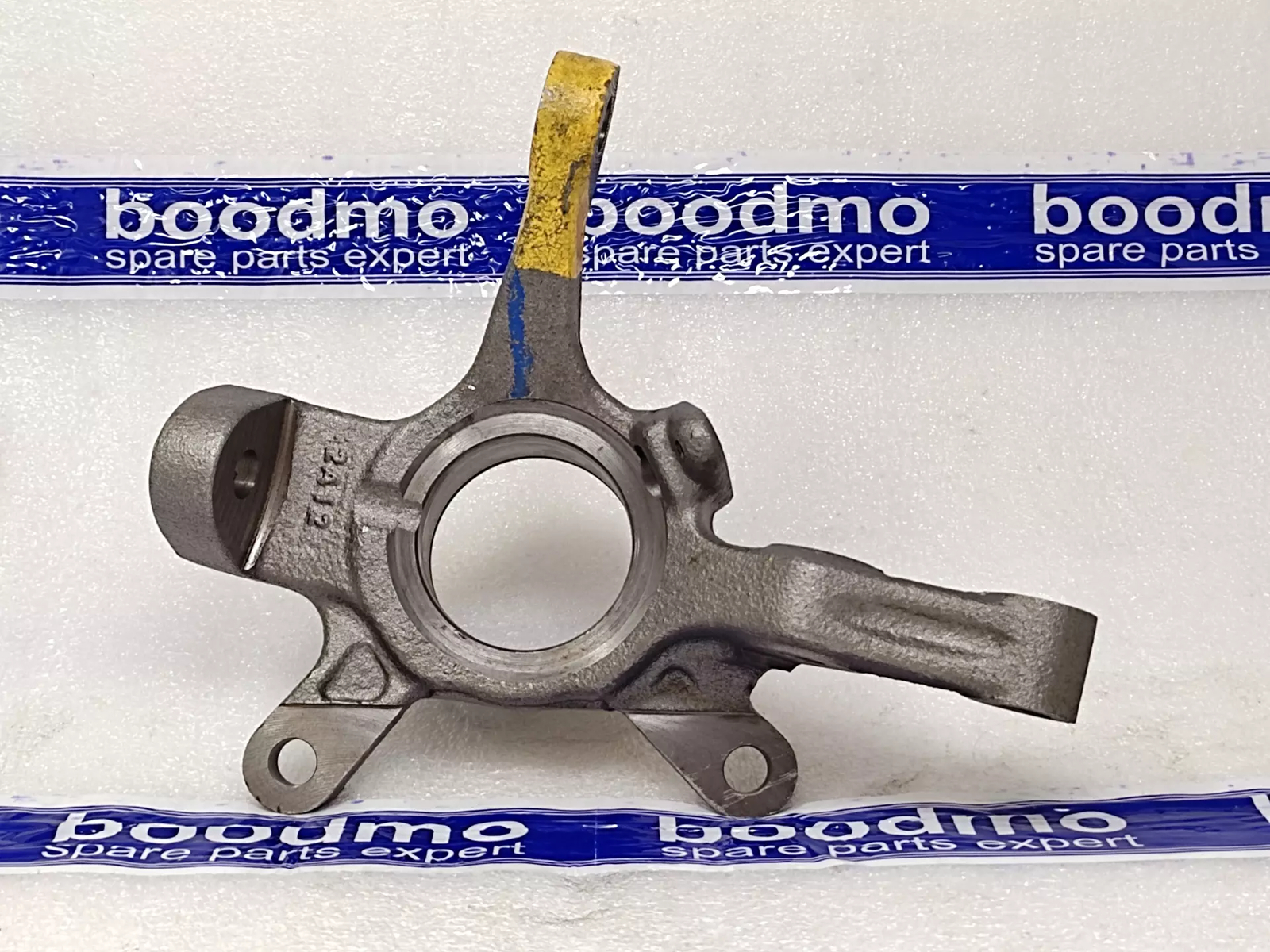 Spindle / Knuckle for MARUTI STINGRAY, WAGON R 2ND GEN, WAGON R 2ND GEN F/L - 45