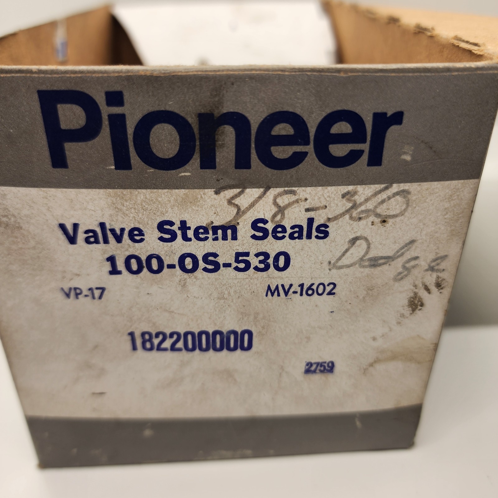 NOS Pioneer - Valve Stem Seals 100-OS-530 - Open Bulk - 18 & 100 Count - Dodge
