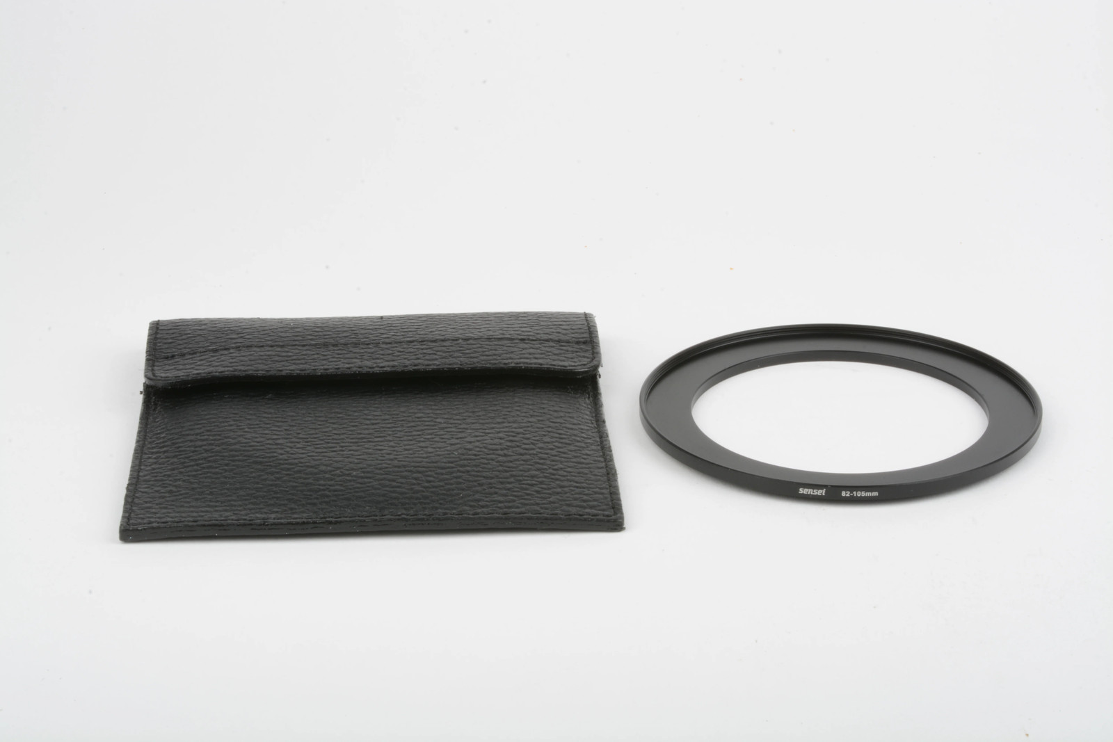 Sensei 82-105mm step-up ring in pouch