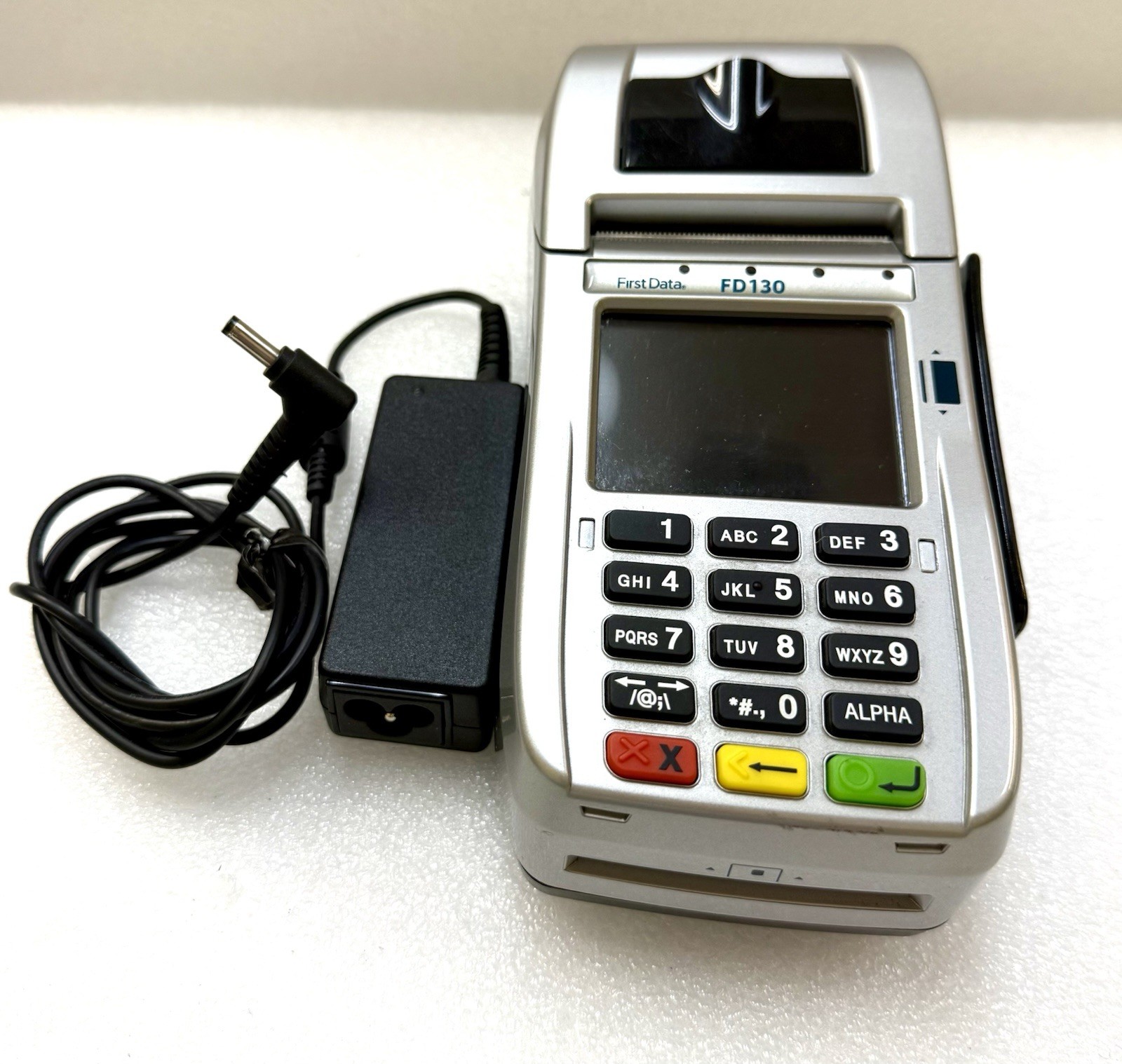 Excellent  First Data FD130 POS Credit Debit Terminal EMV Chip Reader. Fast Ship