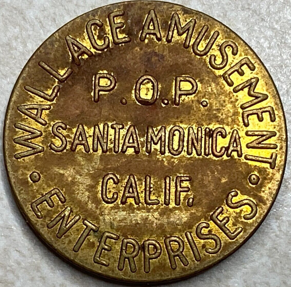 Wallace Amusement Santa Monica CA Arcade Pinball Slot Game trade Token T5620