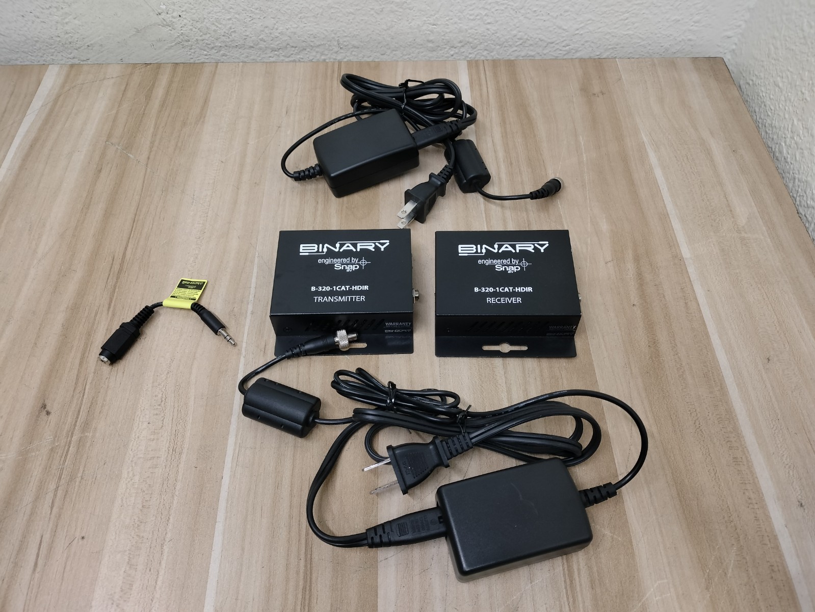 Binary HDMI Extender B-320-1CAT-HDIR Transmitter and Receiver HDMI Extender Snap