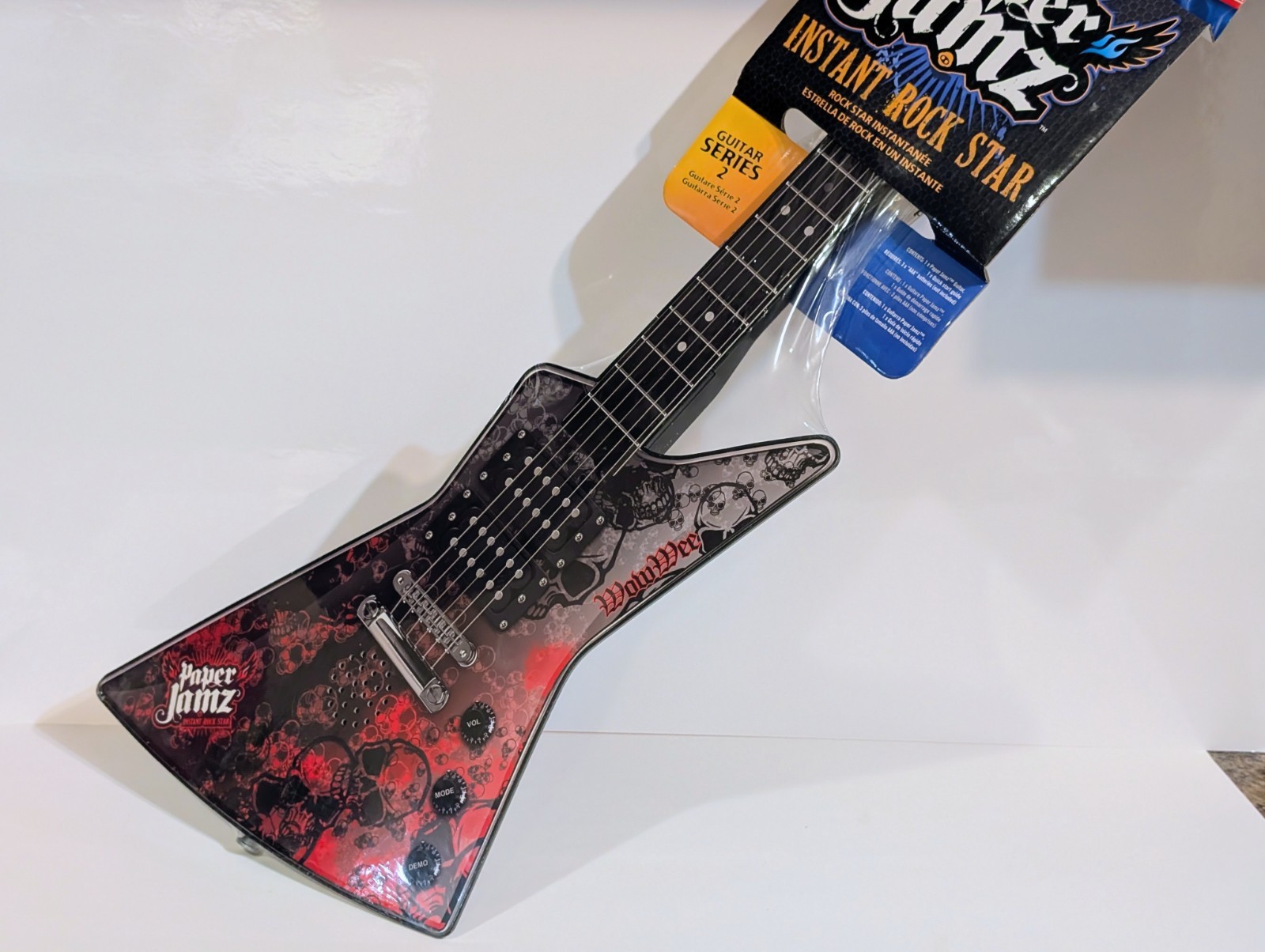 WowWee Paper Jamz Instant Rock Star Guitar Series 2 Red Skull Style 11 Brand New